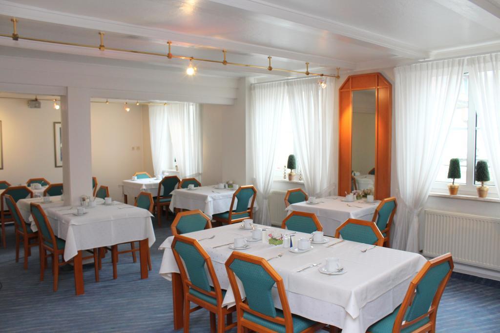 Hotel Sonne Leinfelden-Echterdingen Exterior photo
